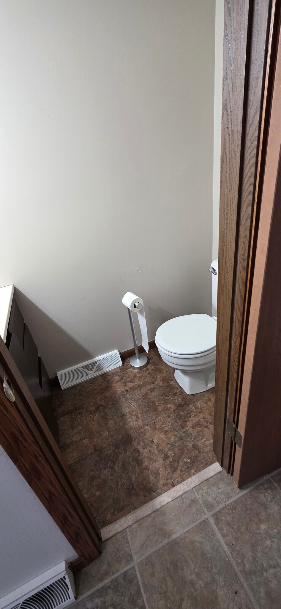 Building Photo - 5635 London Dr