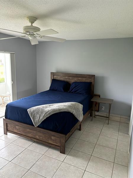 Building Photo - 147 Salisbury G