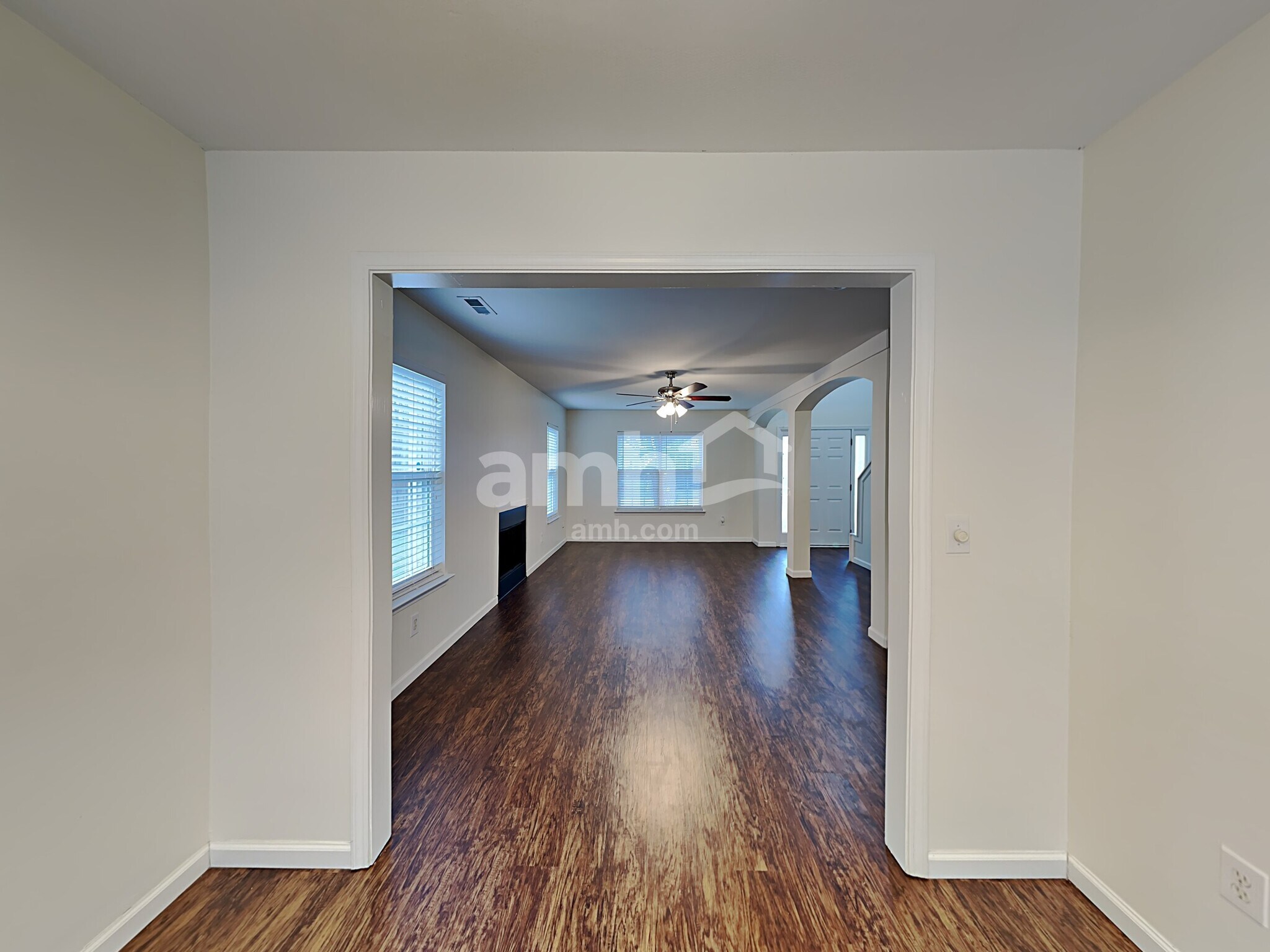 Building Photo - 500 Pawley Dr