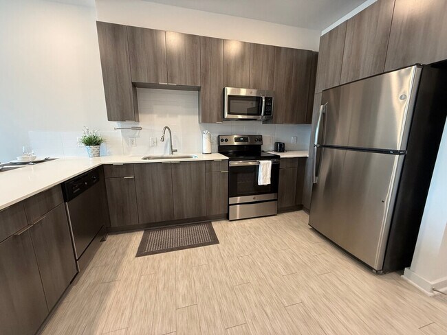 Building Photo - 1270 Spring St NW