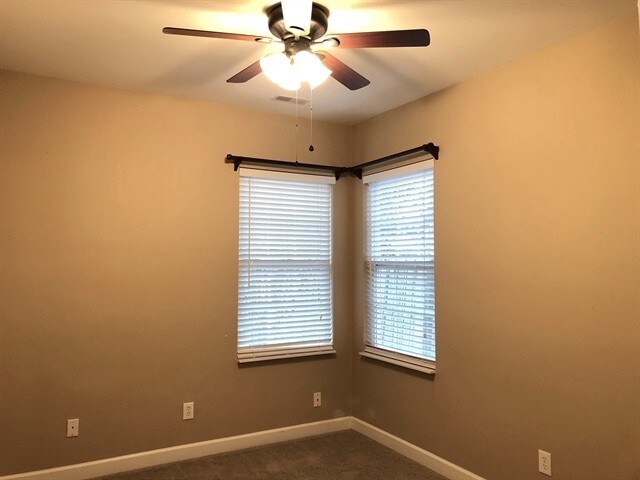 Building Photo - 1010 Tanyard Springs Dr