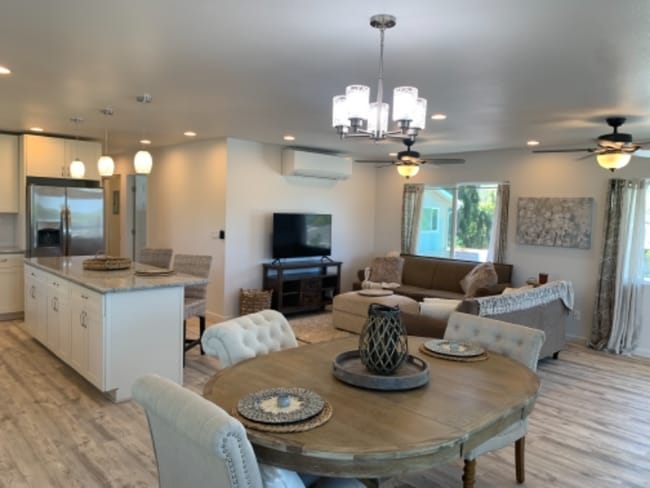 Building Photo - 451 Lanae Way