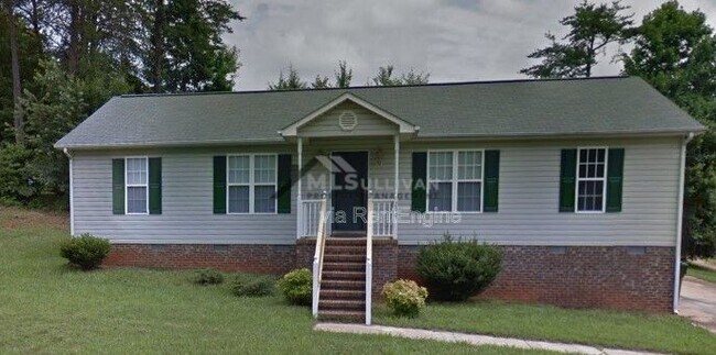 Building Photo - 200 Belle Ct