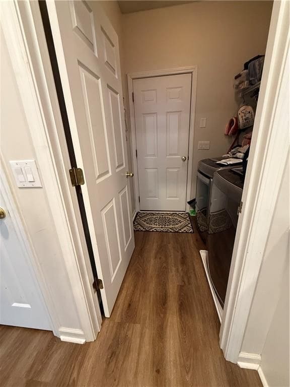 Building Photo - 304 Maple Grove Ct