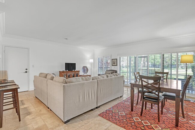Building Photo - 11863 Wimbledon Cir