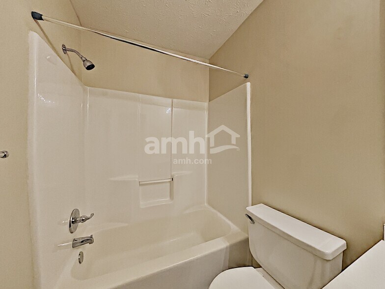 Building Photo - 445 Allens Landing Ct