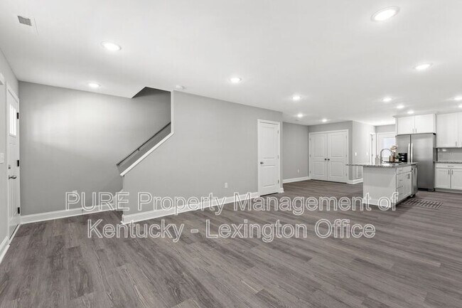 Building Photo - 1048 Judah Bear Blvd