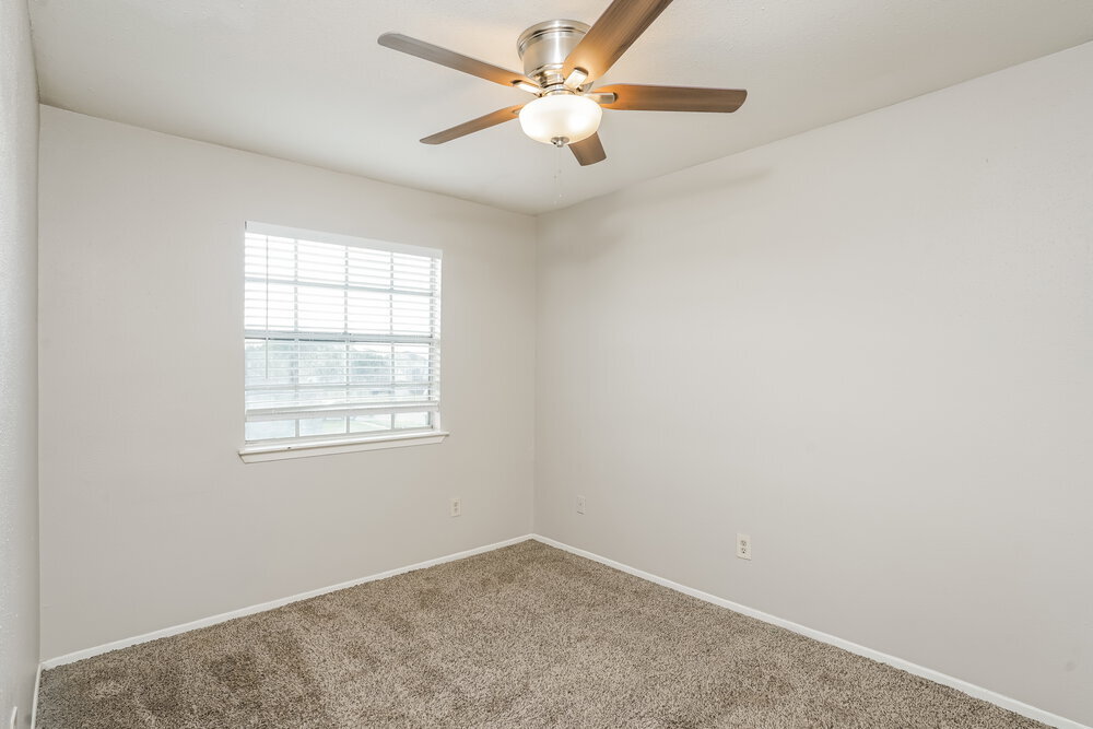 Building Photo - 5907 Beaconridge Dr
