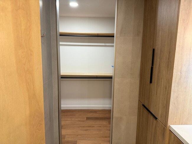 Building Photo - 714 Sage Ln