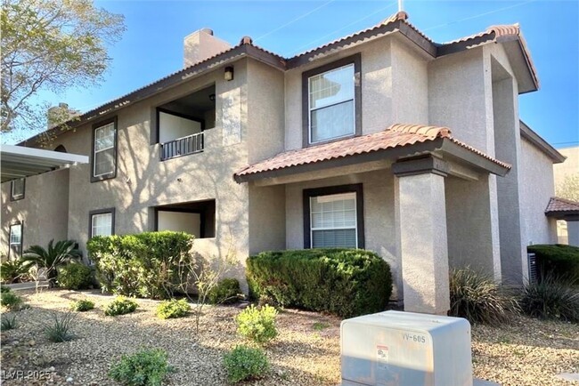 Primary Photo - 2606 S Durango Dr