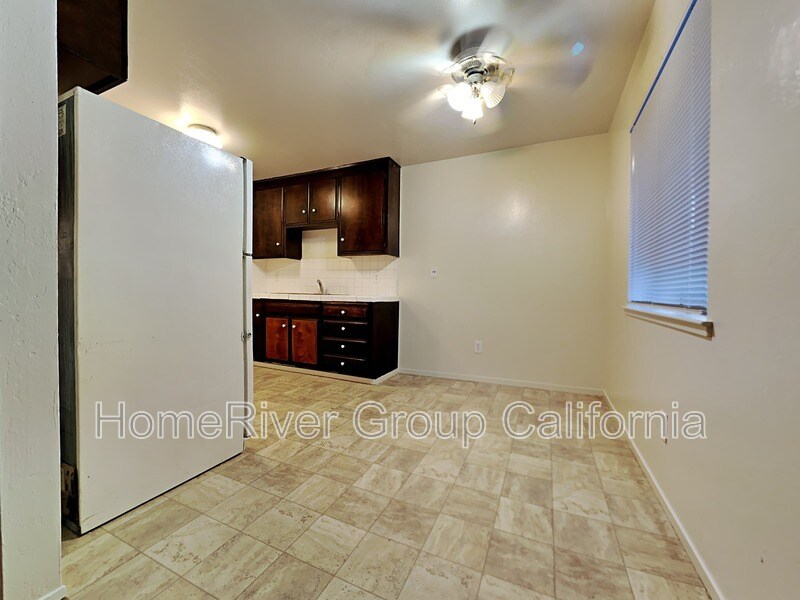 Building Photo - 2912 Del Paso Blvd