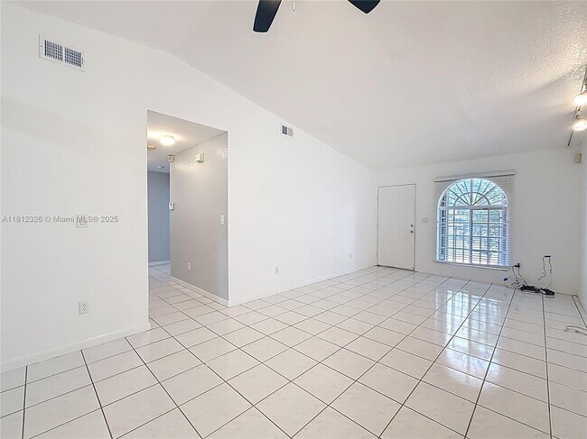 Building Photo - 17372 NW 76th Ct