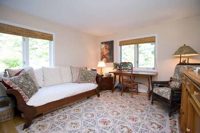 Building Photo - 123 Wilderness Trail