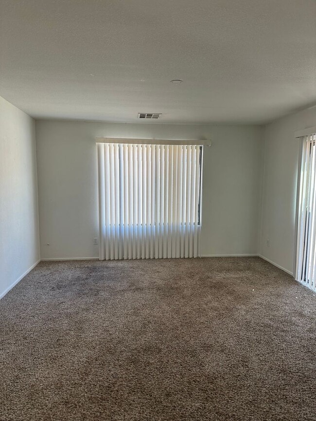 Building Photo - SINGLE LEVEL HOME IN MARICOPA