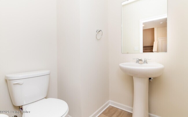 Building Photo - 16904 Aiken Rdg Cir