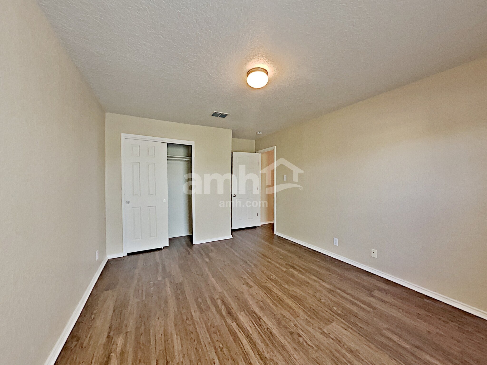 Building Photo - 7206 Calypso Dawn