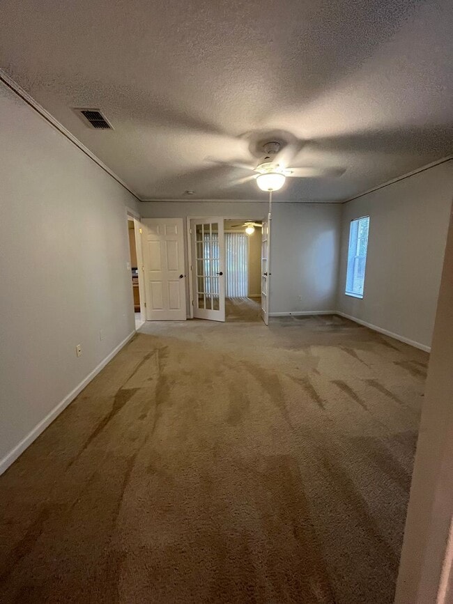 Building Photo - Quiet Home in Pine Lakes Cud-de-sac!!