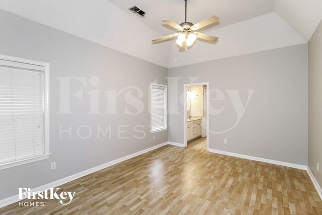 Building Photo - 8580 Griffin Park Dr