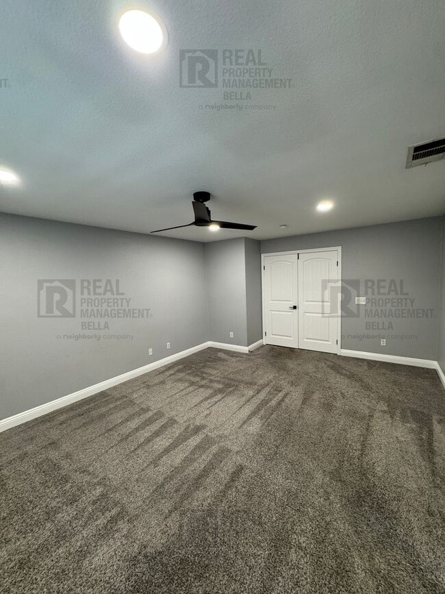 Building Photo - 23694 Canyon Heights Dr