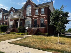 Building Photo - 3177 Newbury Pl