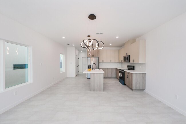 Building Photo - 8218 Casa Verde Rd