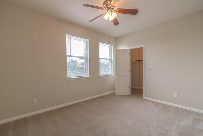 Building Photo - 18601 Derby Hill Ln
