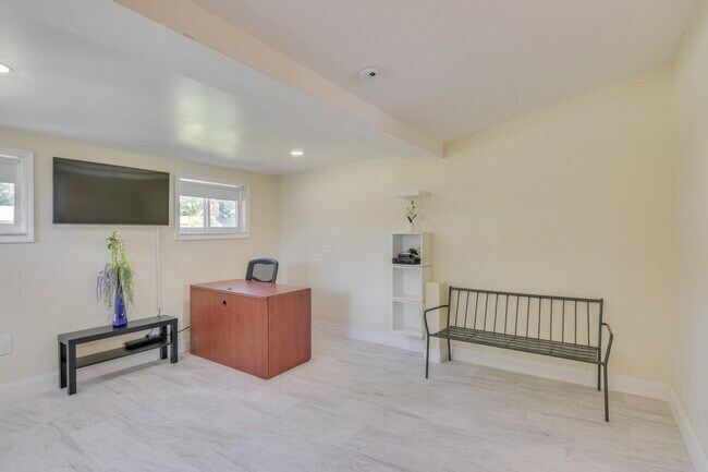 Building Photo - 16205 NW 39th Ct