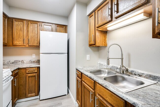 Building Photo - 1300 Washington Ave.