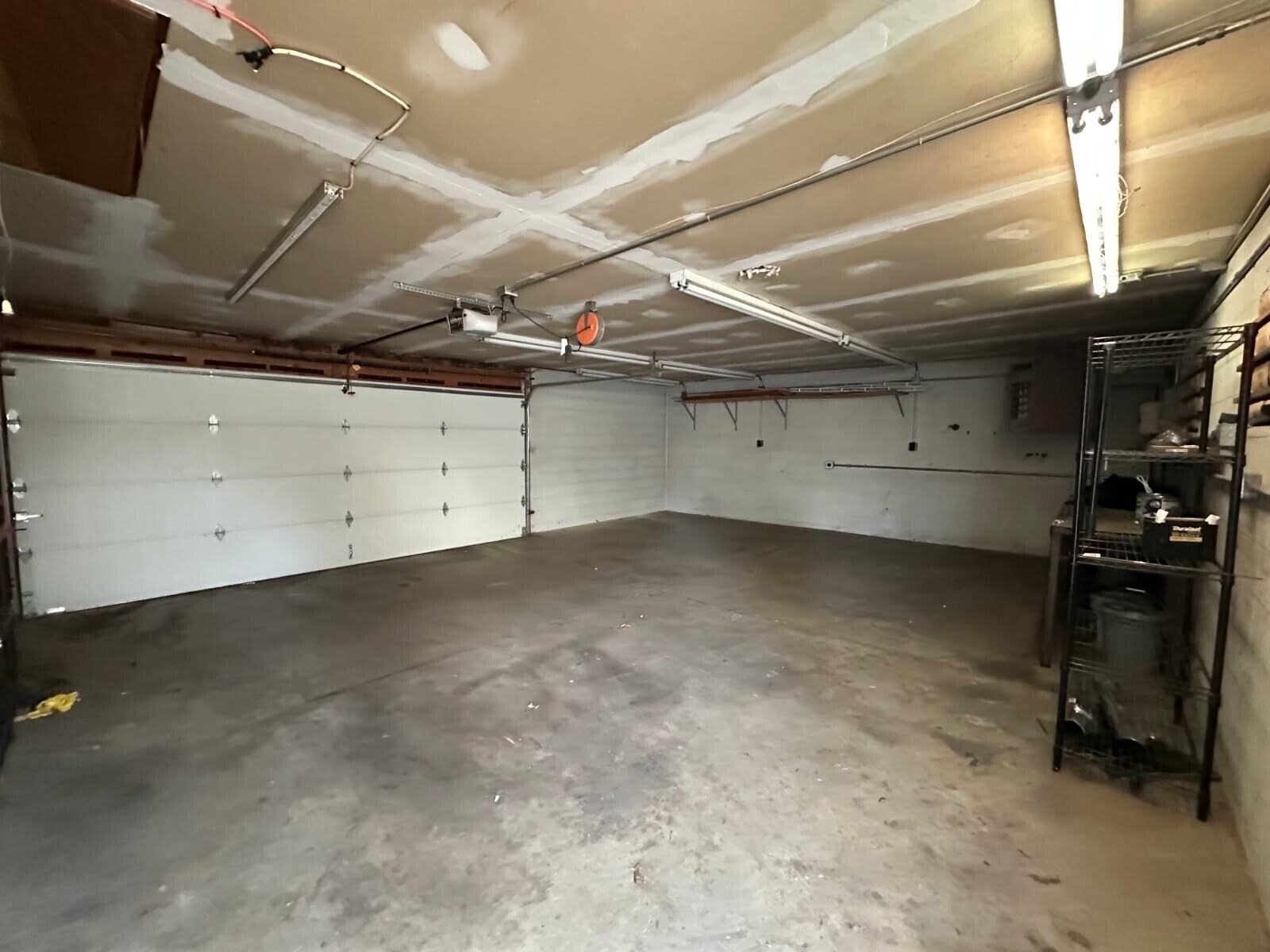 Building Photo - 610 Salisbury Rd