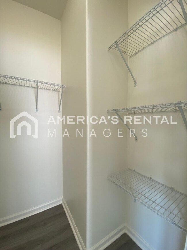 Building Photo - Home for Rent in Montgomery!!! DEPOSIT PENDING!