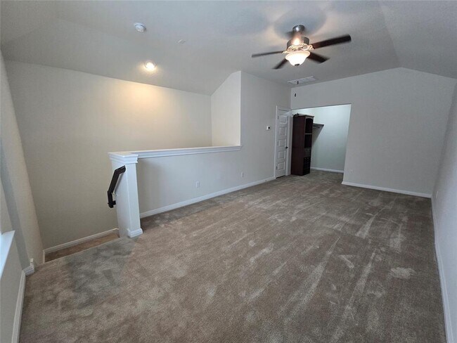 Building Photo - 16908 Borromeo Ave