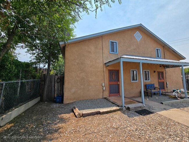 Building Photo - 808 Agua Fria St