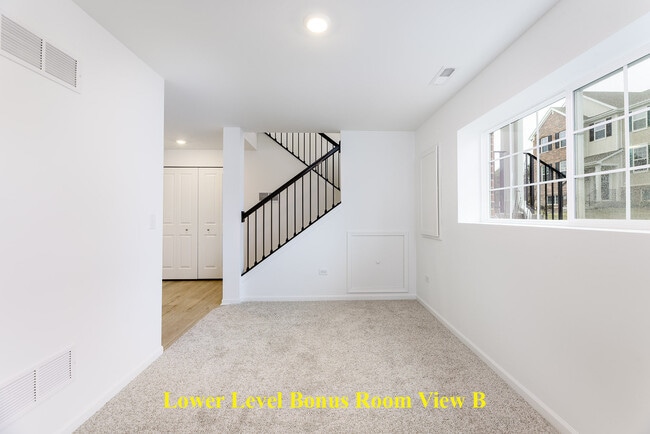 Building Photo - 1703 Neubauer Circle