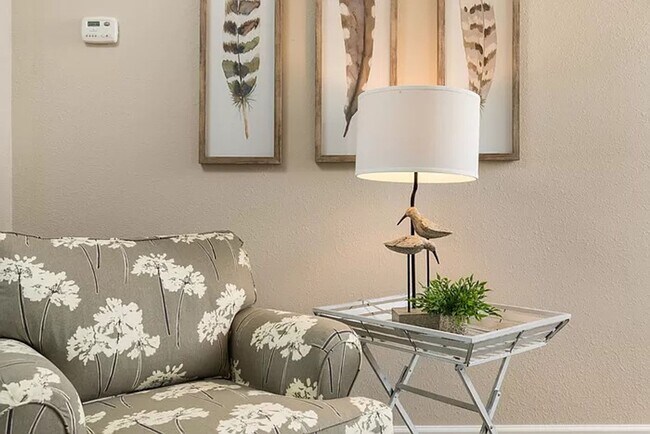 Building Photo - Your Serene Retreat in Kentwood