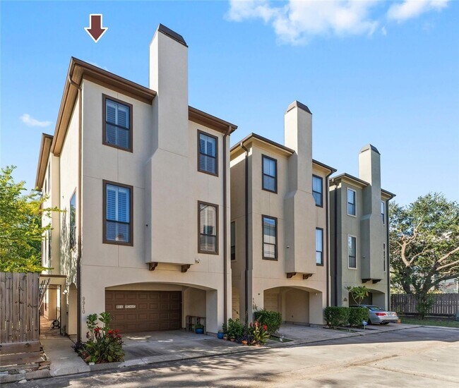 Building Photo - 9910 Orchard Ct