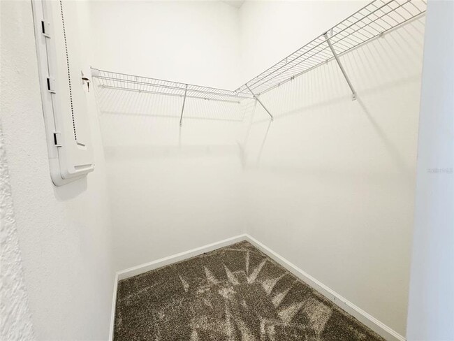Building Photo - 652 Daring Dr