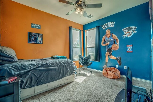 Building Photo - Deer Creek Schools + 4 bedroom + Gated Com...