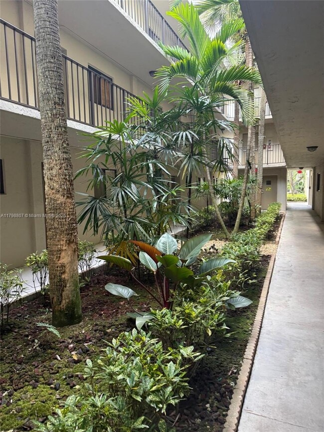 Building Photo - 8075 SW 107th Ave