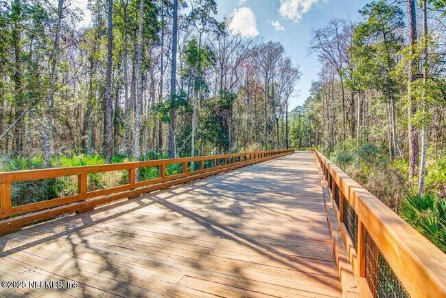 Building Photo - 65 Lone Eagle Way