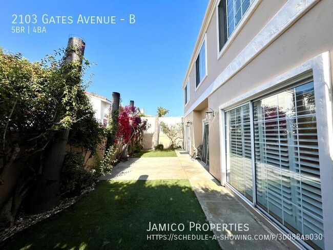 Building Photo - 2103 Gates Ave