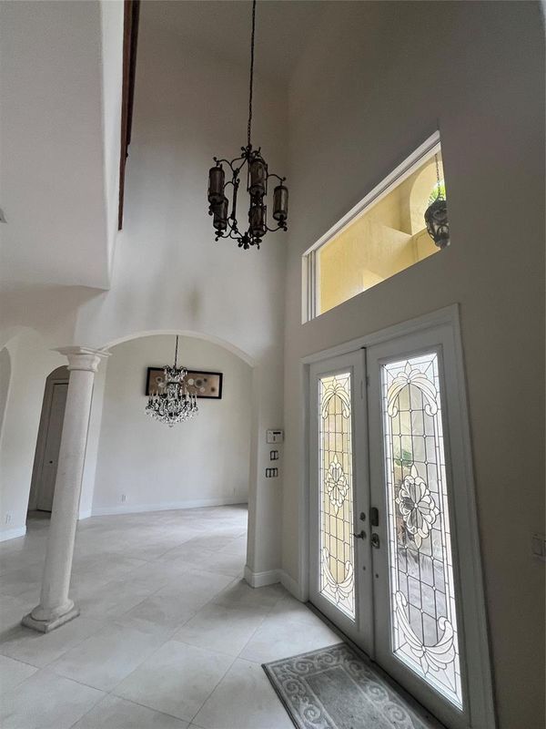Building Photo - 6301 SW 58th Ct