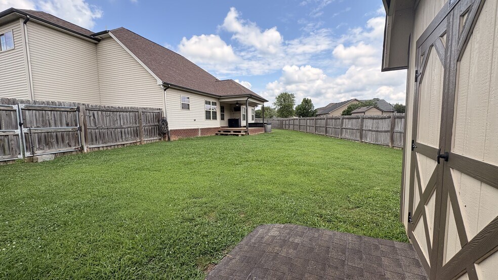 Building Photo - 8356 Ran Harris Ct