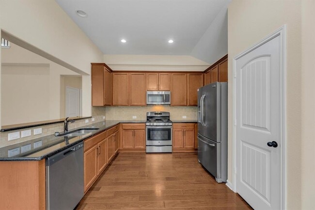 Building Photo - 16421 Pallazo Dr