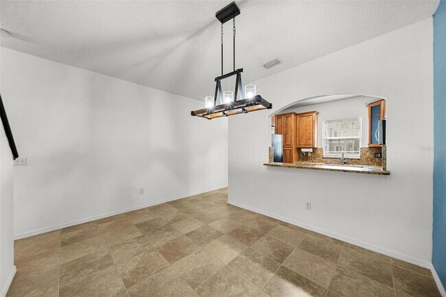 Building Photo - 18171 Paradise Point Dr