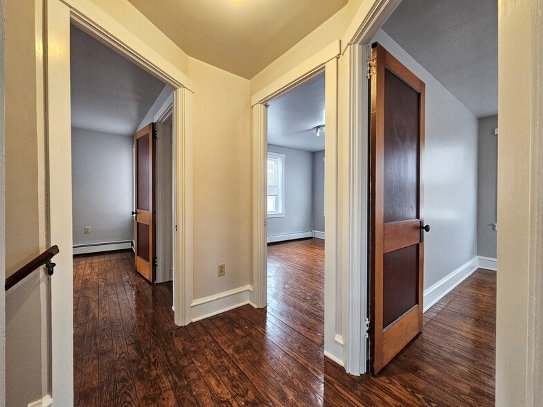 Building Photo - 32 N Farmersville Rd