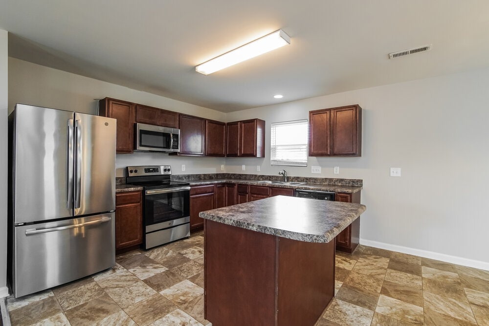 Building Photo - 52 Badger Pass Dr