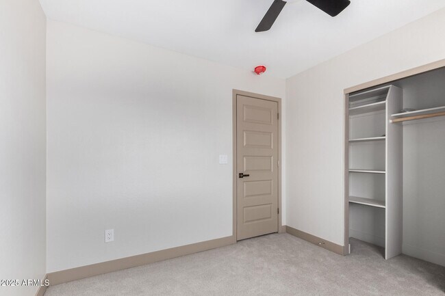 Building Photo - 48451 N 27th Ave