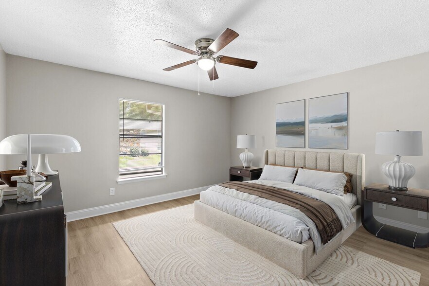 Interior Photo - Skyland Pointe