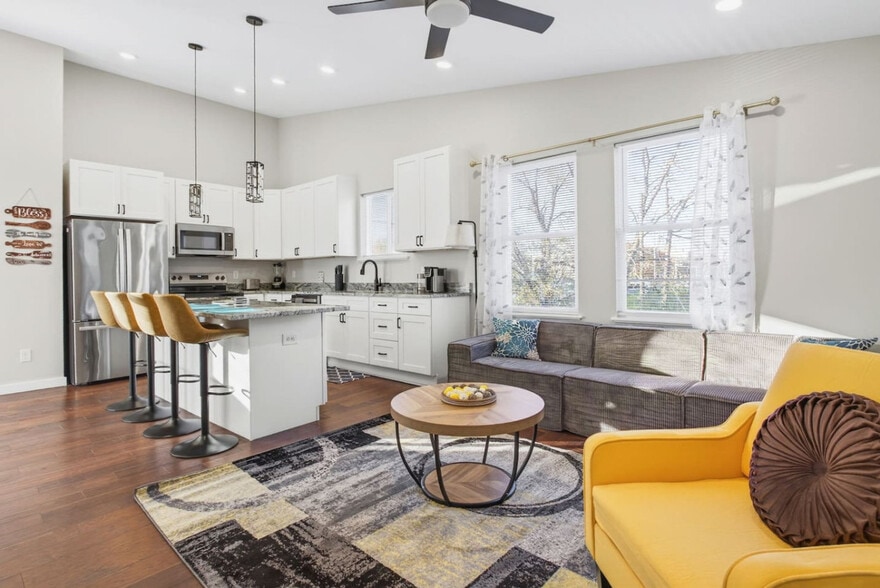 Building Photo - 518 Prospect St