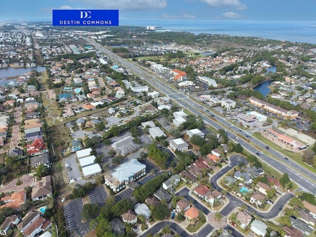 Building Photo - 108 Mantero Way